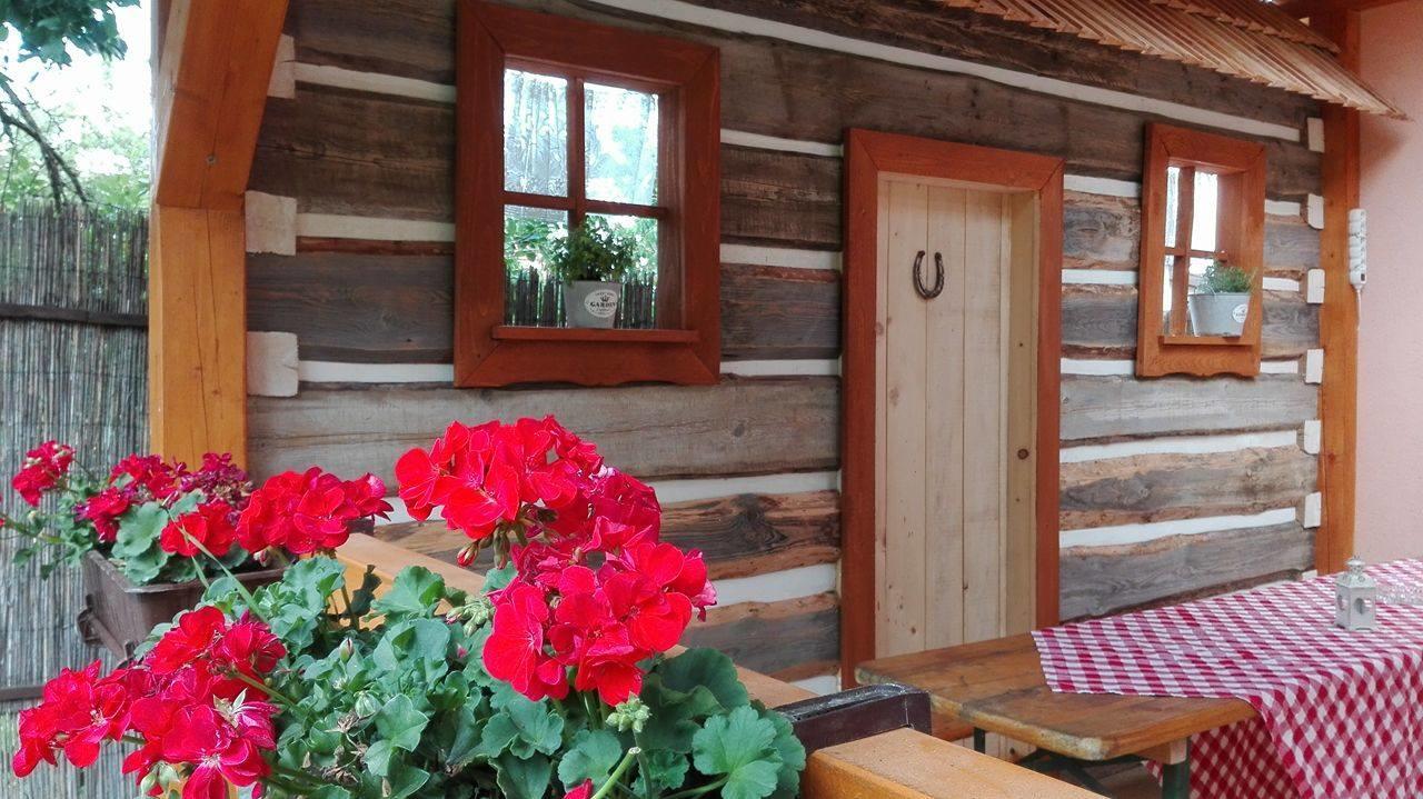 Pezion Limbovy Dvor Hotel Vrbov Bagian luar foto