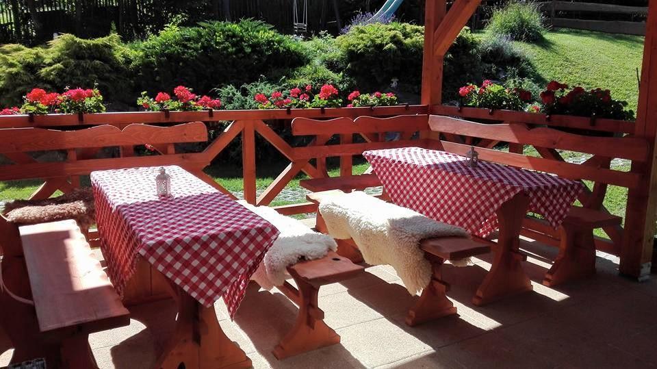Pezion Limbovy Dvor Hotel Vrbov Bagian luar foto